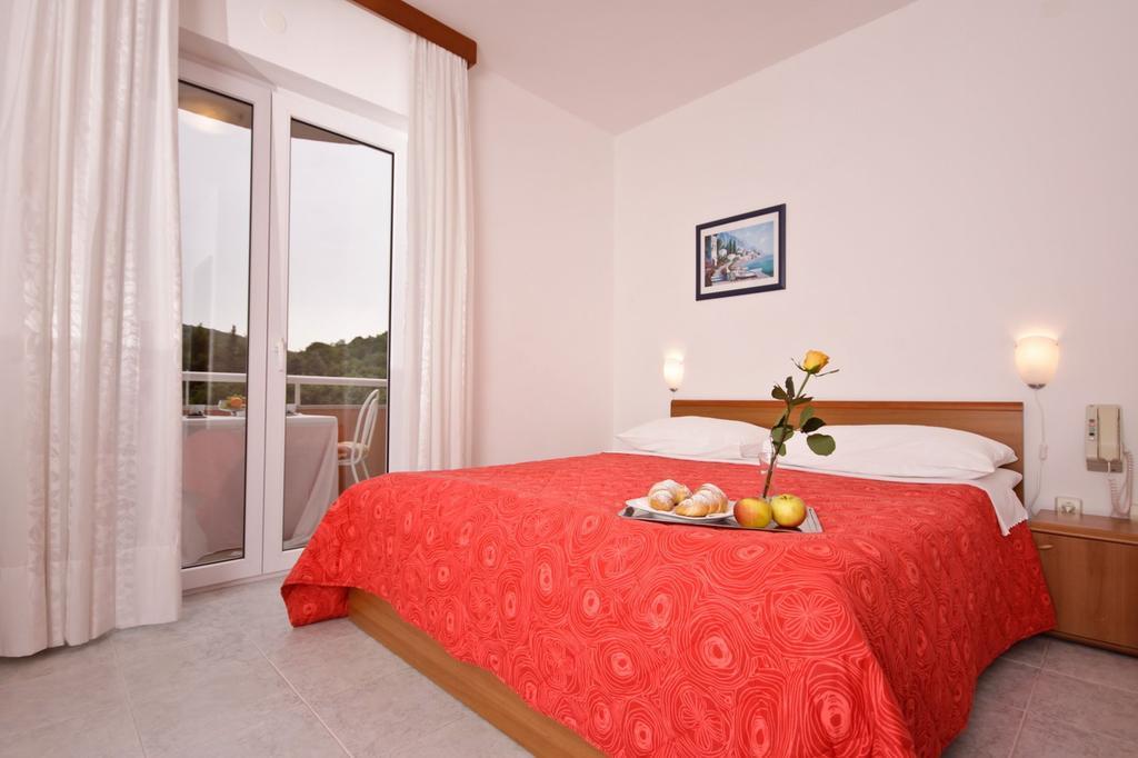 Hotel Carmen Krnica Luaran gambar